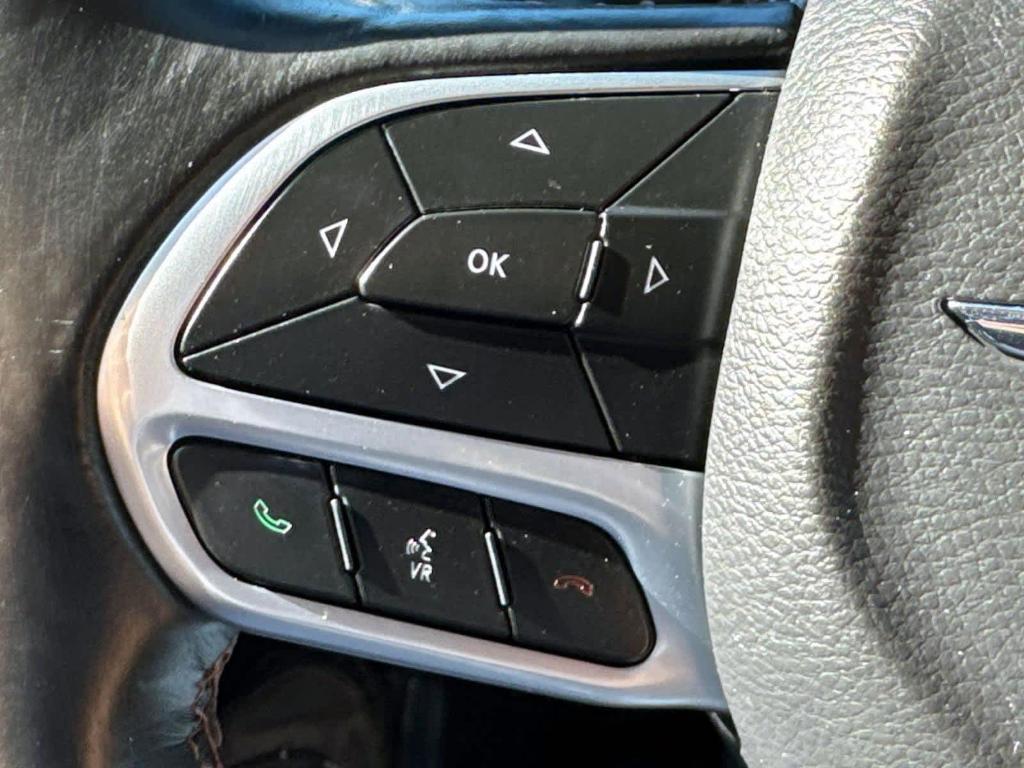 used 2019 Chrysler Pacifica car, priced at $19,995