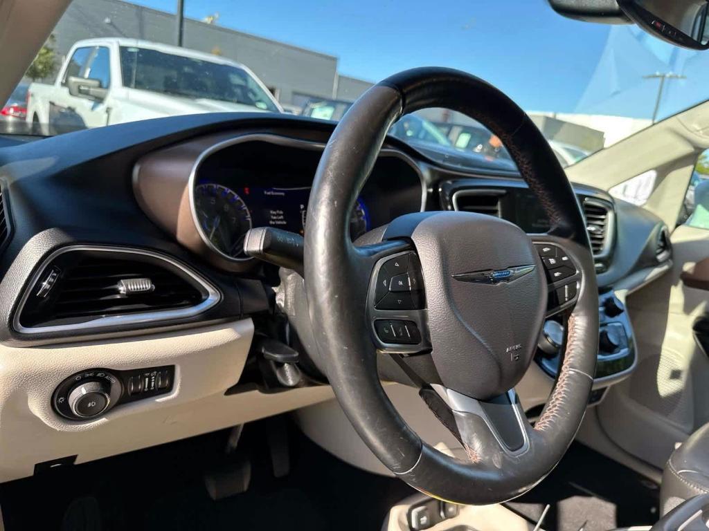 used 2019 Chrysler Pacifica car, priced at $19,995
