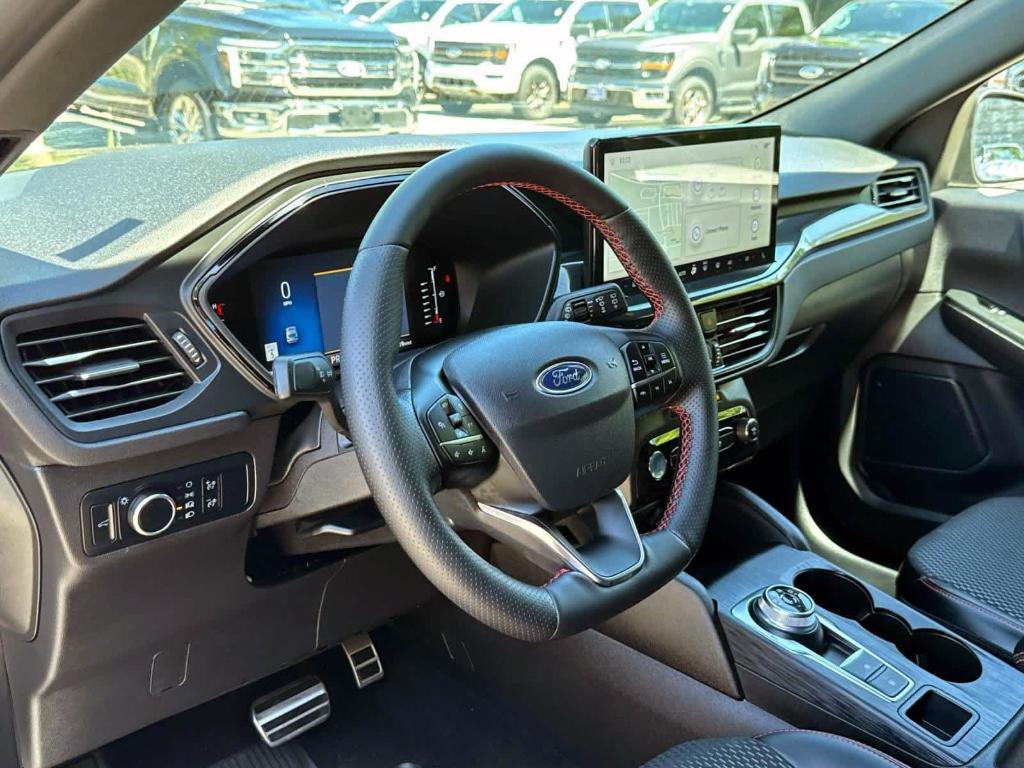 used 2024 Ford Escape car, priced at $26,995