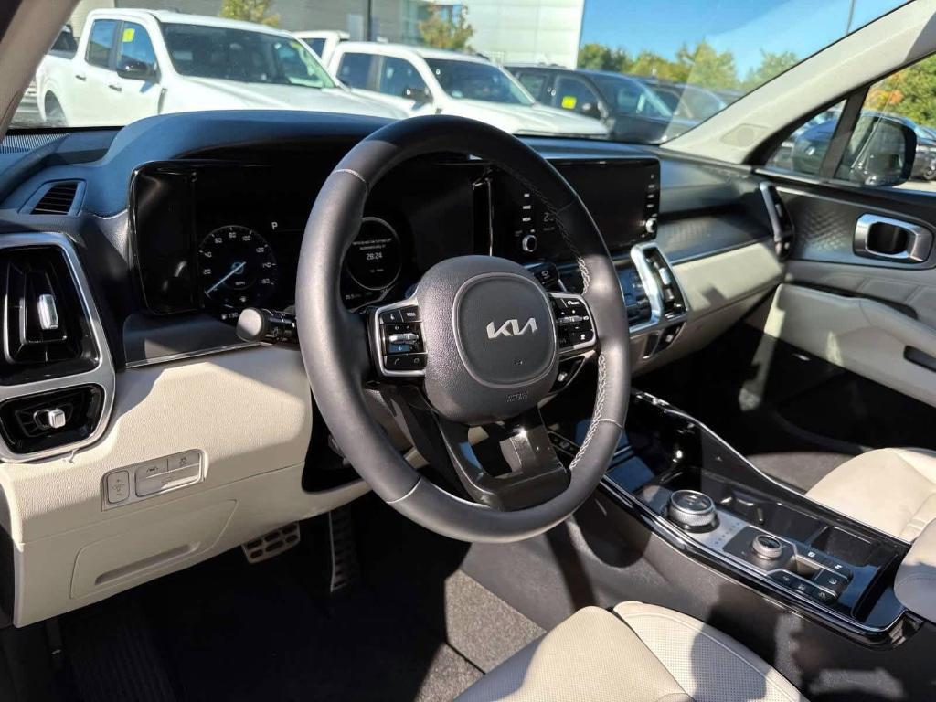 used 2023 Kia Sorento Hybrid car, priced at $32,995
