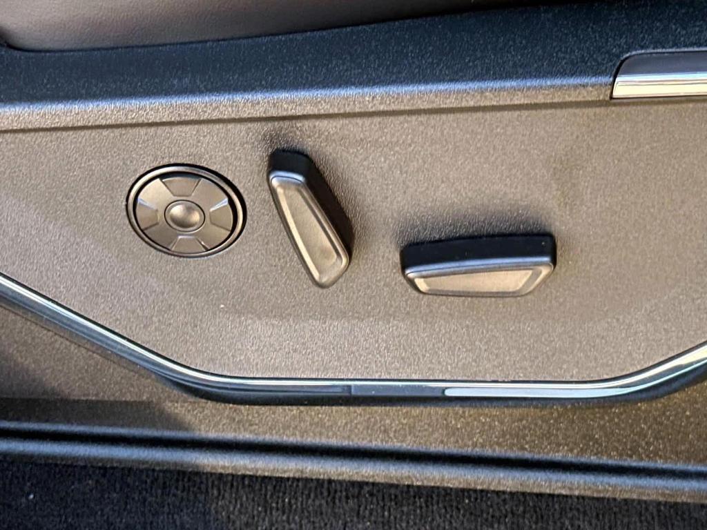 used 2025 Ford F-250 car, priced at $87,995