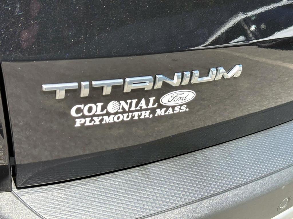 used 2022 Ford Escape car, priced at $26,995