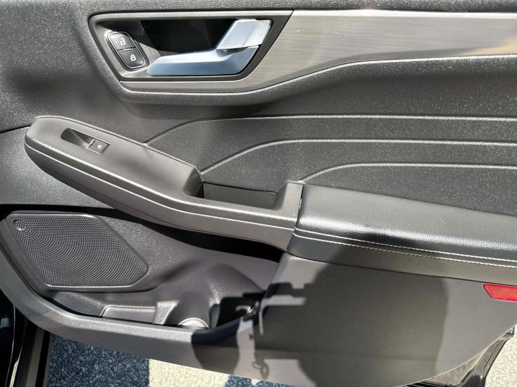 used 2022 Ford Escape car, priced at $26,995