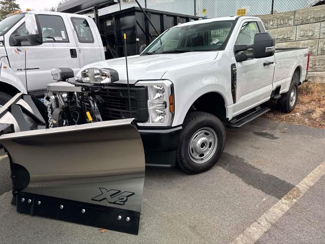 new 2025 Ford F-250 car, priced at $52,080