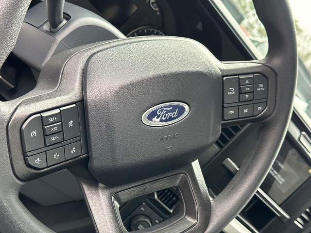 new 2025 Ford F-250 car, priced at $52,080