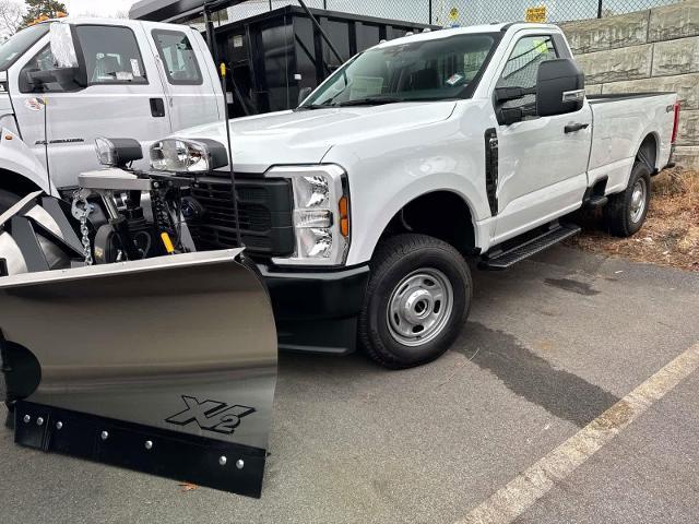 new 2025 Ford F-250 car, priced at $52,080