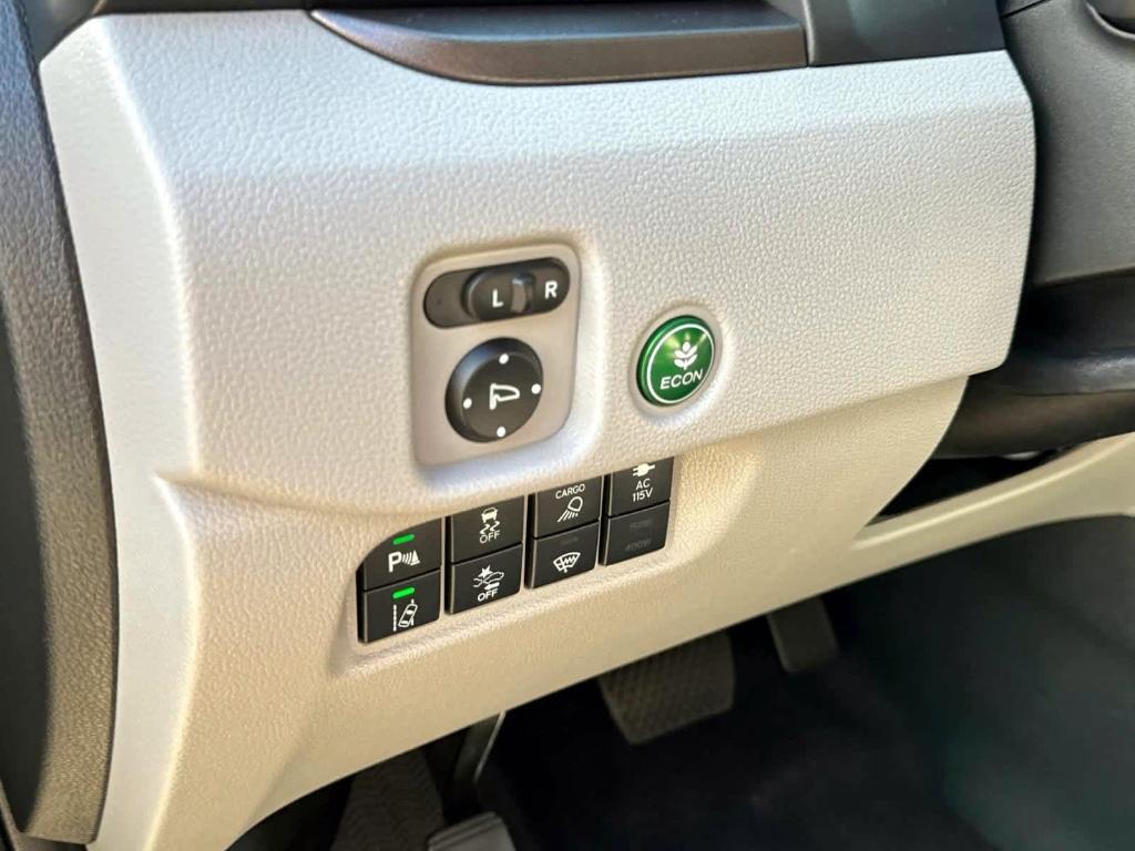 used 2023 Honda Ridgeline car, priced at $35,999