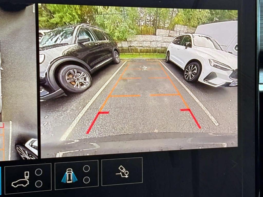 used 2025 GMC Acadia car, priced at $38,995