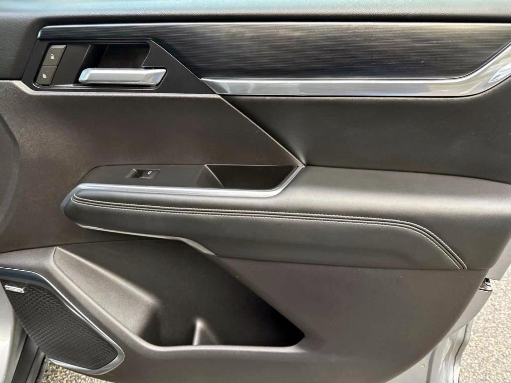 used 2025 GMC Acadia car, priced at $38,995