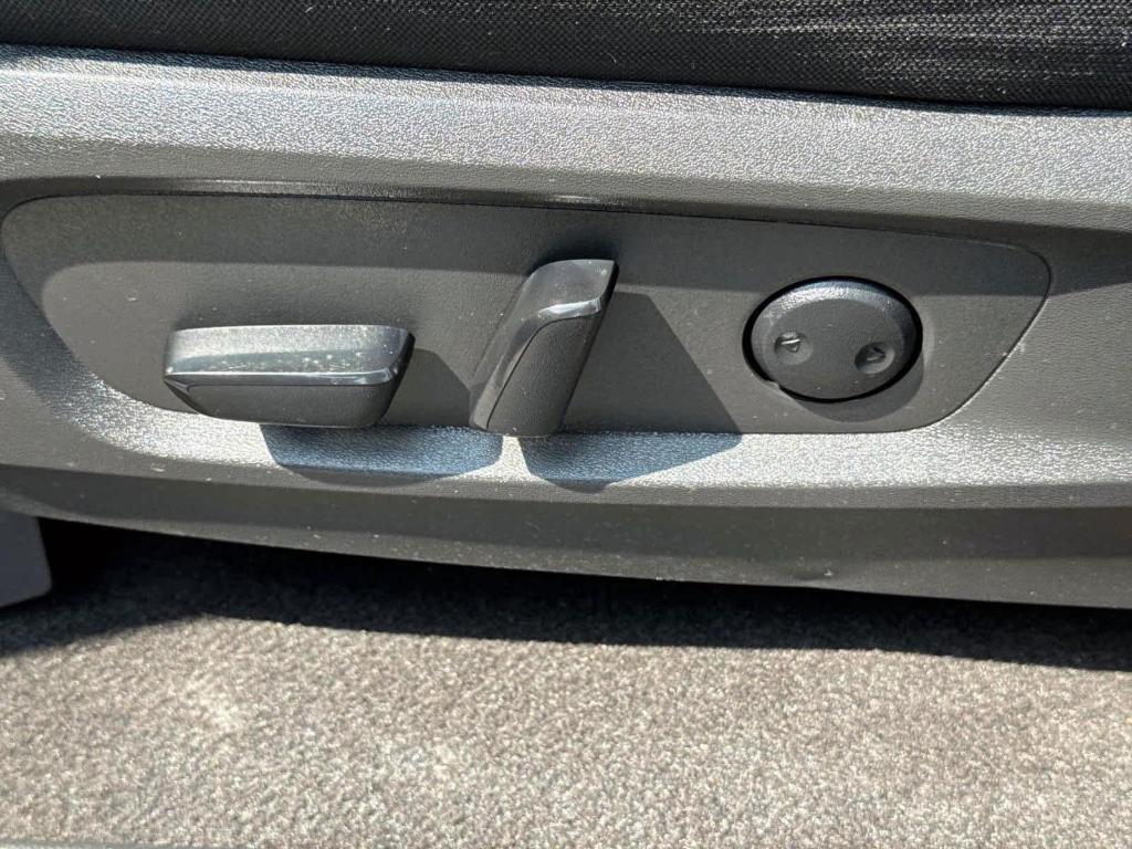 used 2022 Nissan Pathfinder car, priced at $31,995