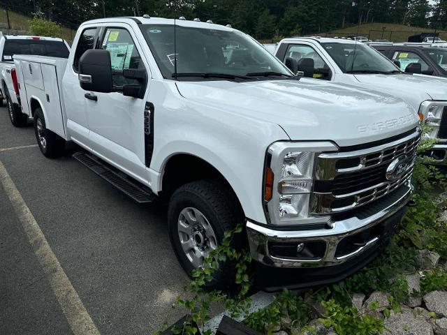 new 2024 Ford F-350 car, priced at $58,850