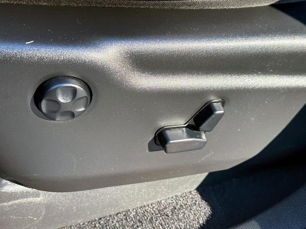 used 2019 Jeep Grand Cherokee car, priced at $46,500