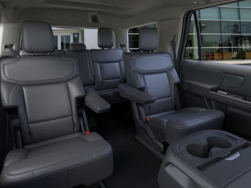 new 2025 Ford Expedition car, priced at $68,710