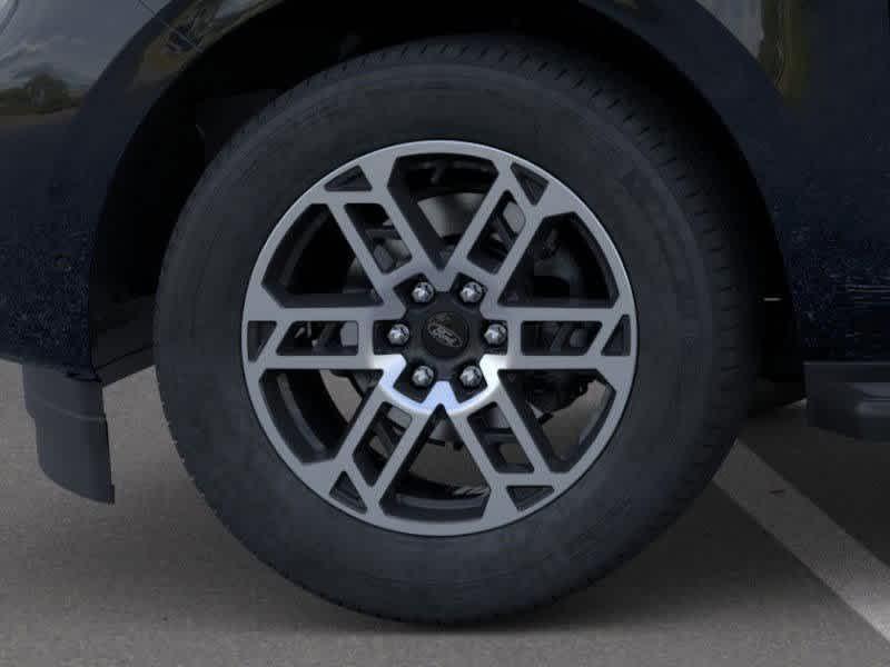 new 2025 Ford Expedition car, priced at $68,710