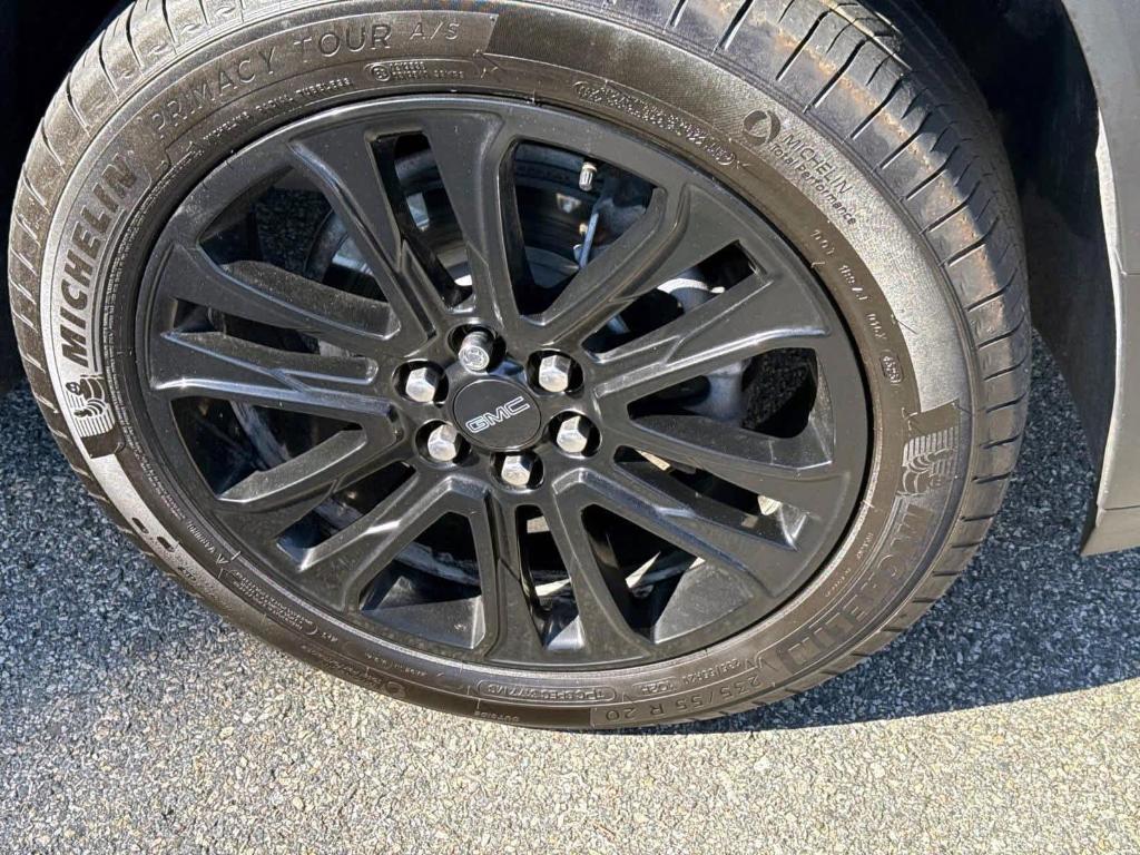 used 2023 GMC Acadia car, priced at $31,998