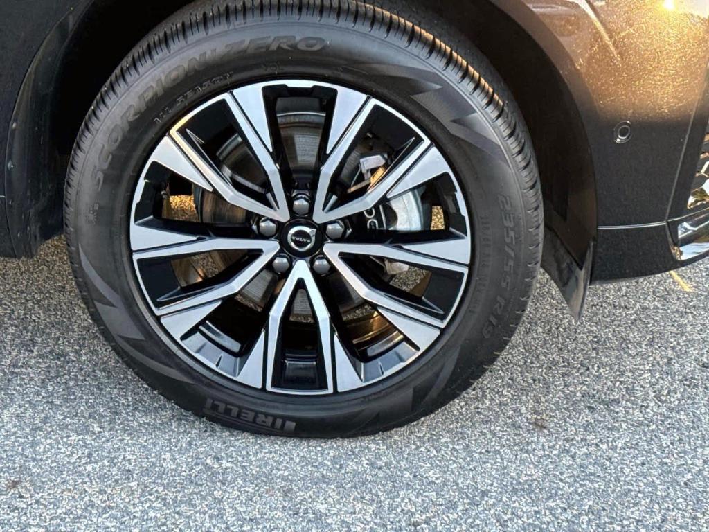 used 2025 Volvo XC60 car, priced at $39,995