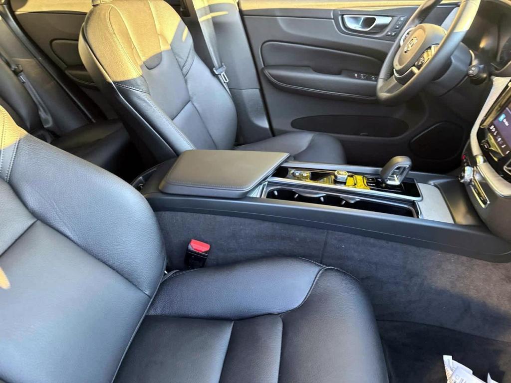 used 2025 Volvo XC60 car, priced at $39,995