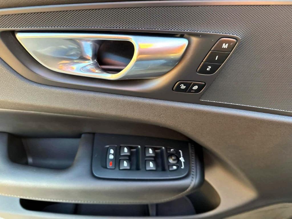 used 2025 Volvo XC60 car, priced at $39,995