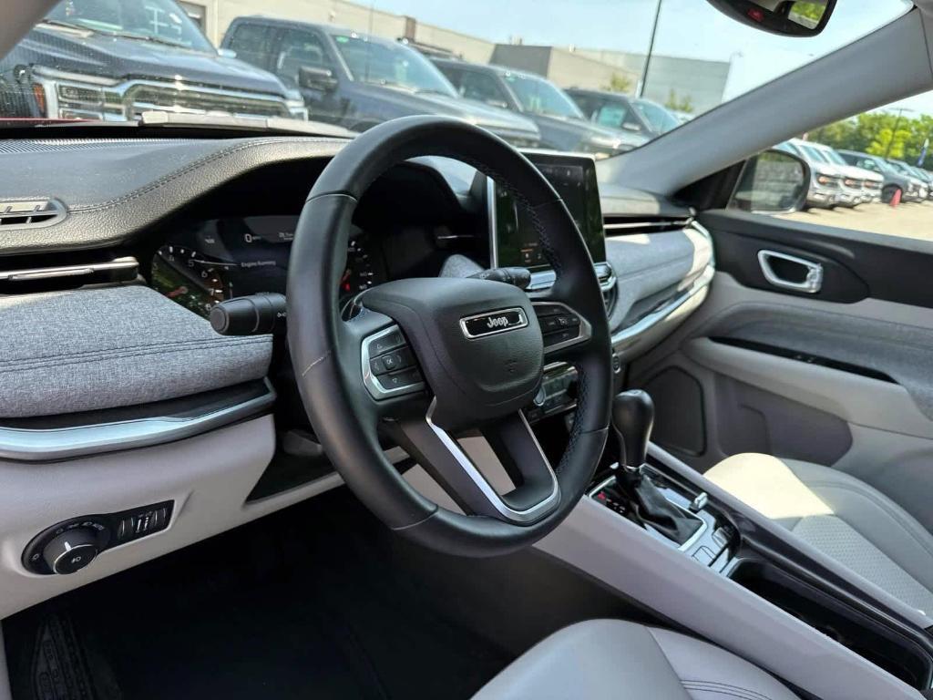 used 2022 Jeep Compass car, priced at $24,995