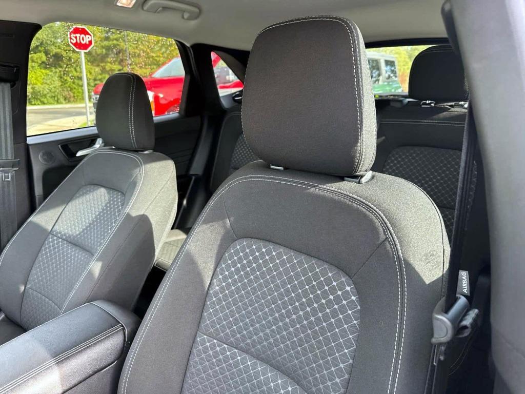 used 2023 Ford Escape car, priced at $24,996