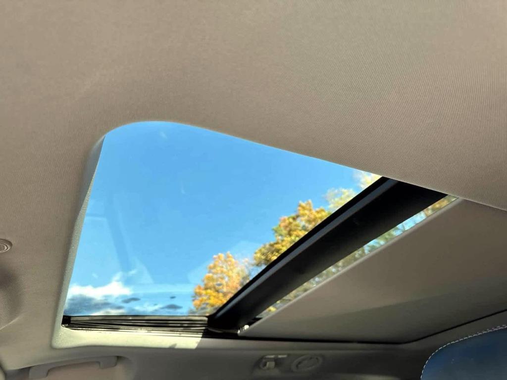 used 2022 Ford Explorer car, priced at $31,700