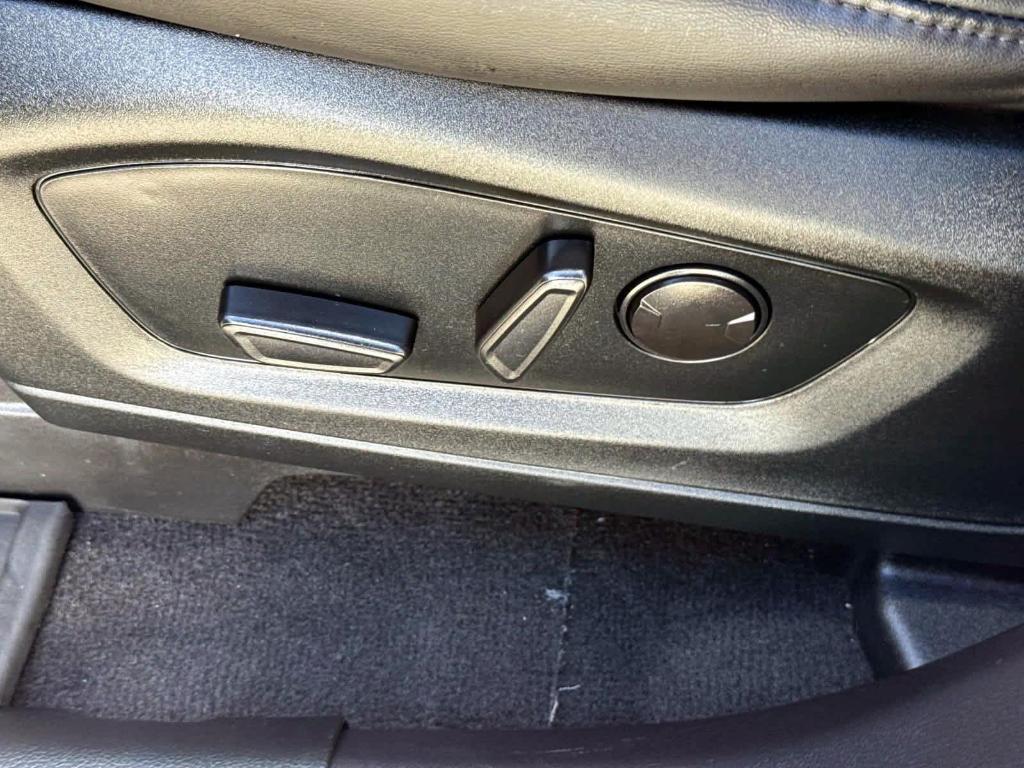 used 2022 Ford Explorer car, priced at $31,700