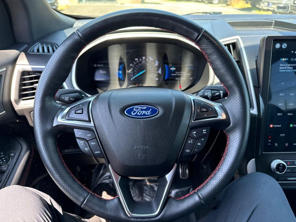 used 2021 Ford Edge car, priced at $27,899