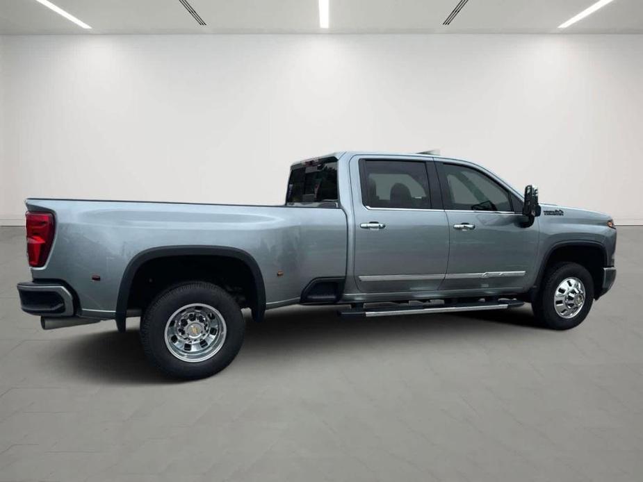 used 2024 Chevrolet Silverado 3500 car, priced at $84,000