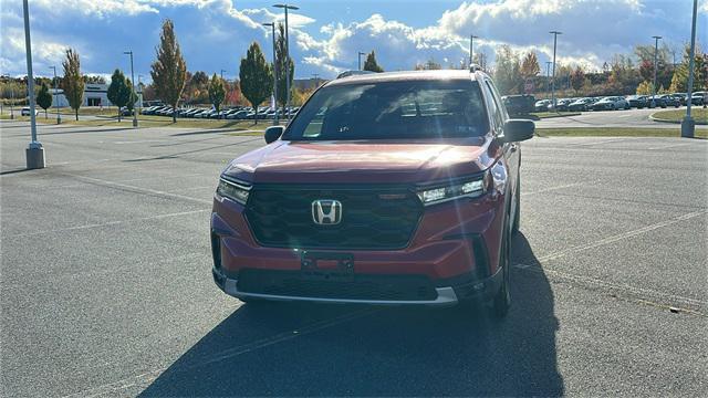 used 2025 Honda Pilot car, priced at $47,659