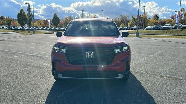 used 2025 Honda Pilot car, priced at $47,659