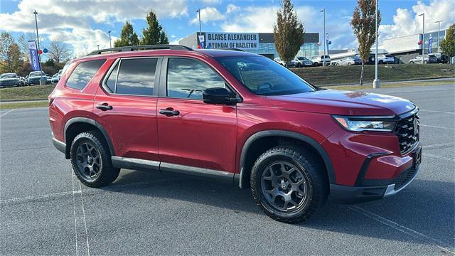 used 2025 Honda Pilot car, priced at $47,659