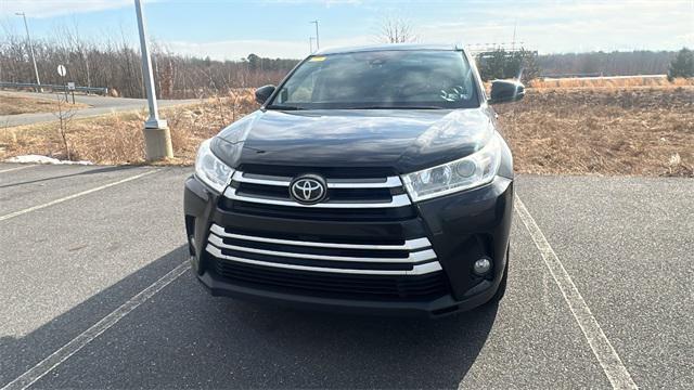 used 2017 Toyota Highlander car, priced at $18,105