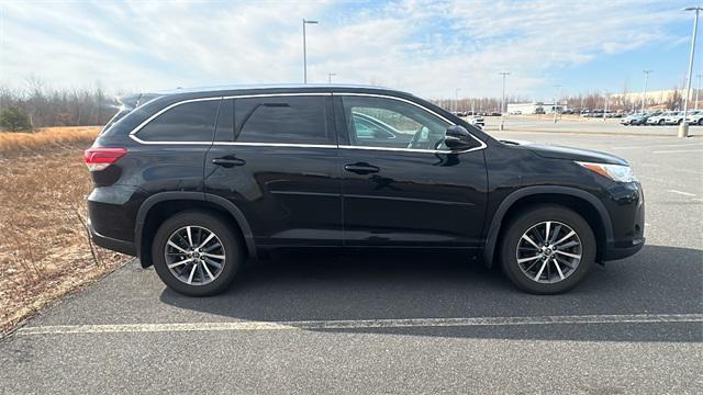used 2017 Toyota Highlander car, priced at $18,105