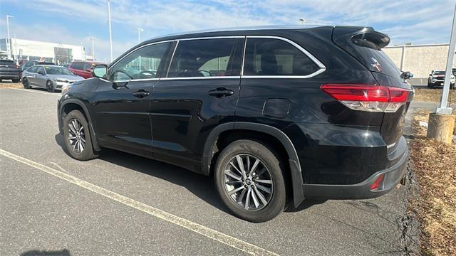 used 2017 Toyota Highlander car, priced at $18,105