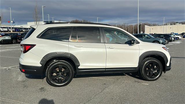 used 2022 Honda Pilot car, priced at $33,806