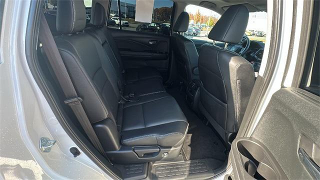 used 2022 Honda Pilot car, priced at $33,463