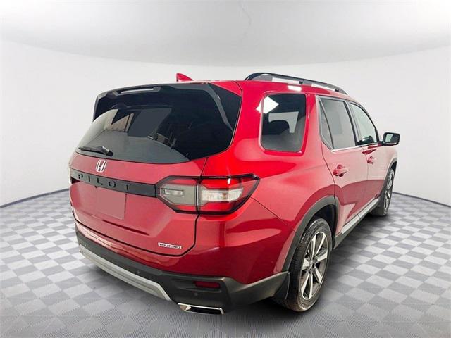 new 2025 Honda Pilot car, priced at $52,135