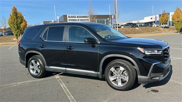 used 2023 Honda Pilot car, priced at $40,122