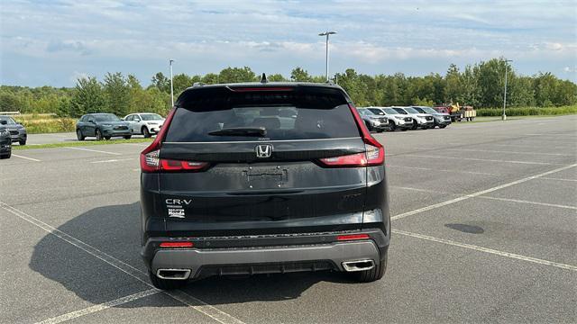 new 2025 Honda CR-V Hybrid car, priced at $40,200