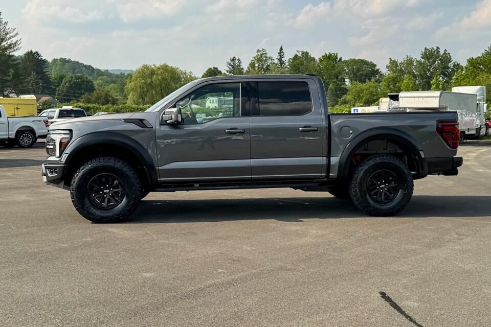 new 2025 Ford F-150 car