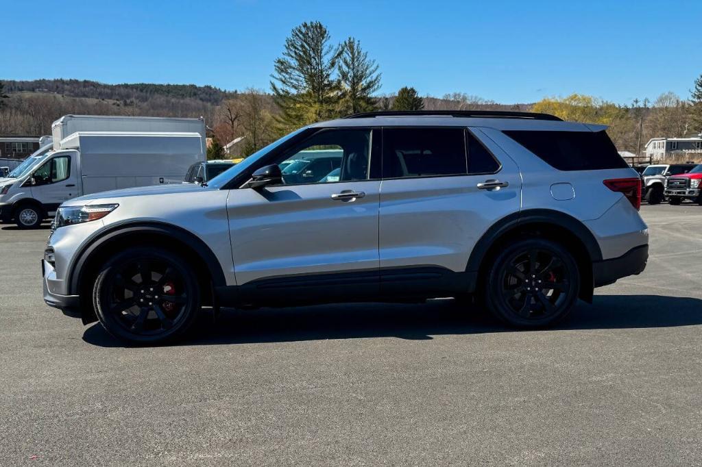 used 2023 Ford Explorer car, priced at $51,900