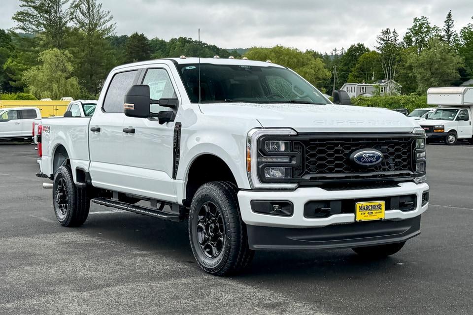 new 2025 Ford F-250 car, priced at $61,655