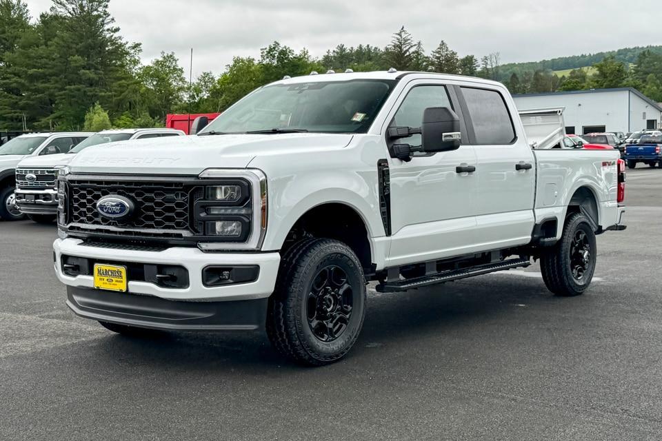 new 2025 Ford F-250 car, priced at $61,655