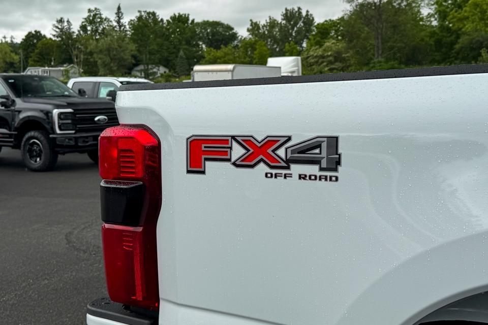 new 2025 Ford F-250 car, priced at $61,655