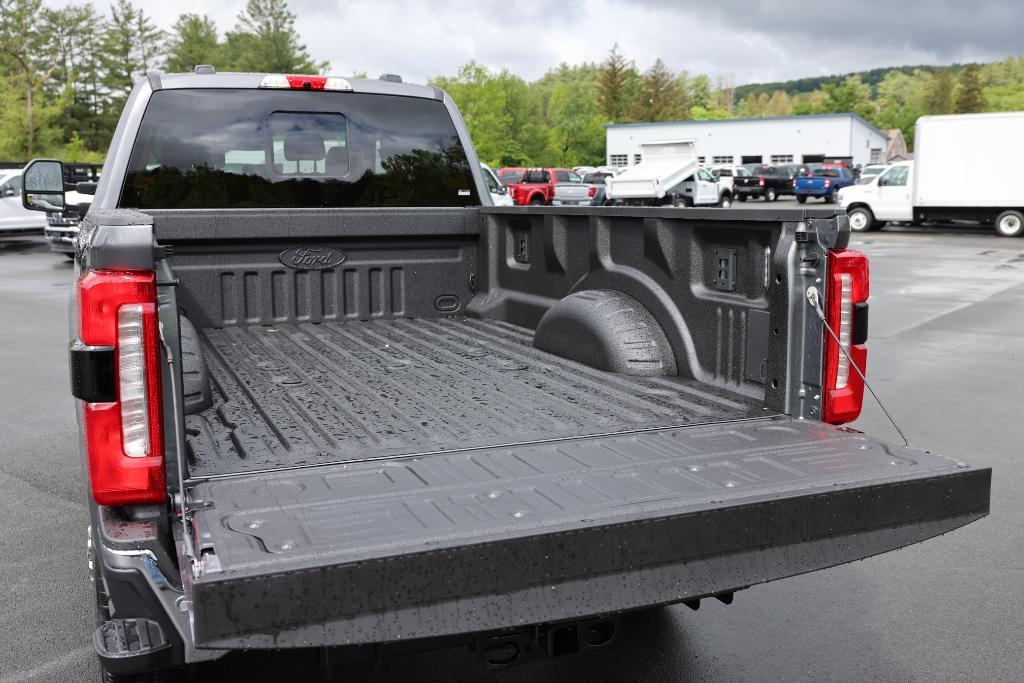 new 2025 Ford F-350 car, priced at $75,025