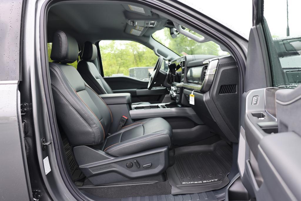 new 2025 Ford F-350 car, priced at $75,025