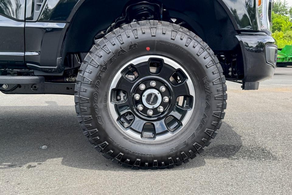 new 2025 Ford F-250 car, priced at $73,045