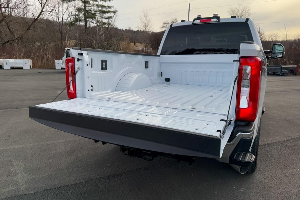 new 2024 Ford F-350 car, priced at $59,240