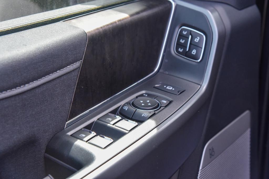 new 2025 Ford F-350 car, priced at $89,875