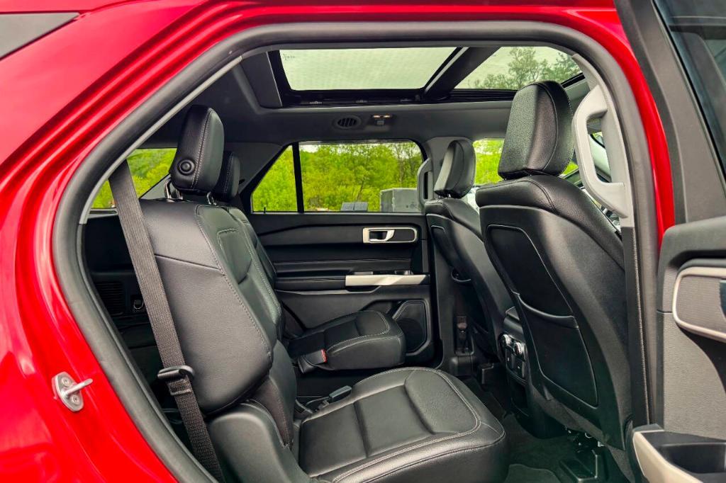 used 2020 Ford Explorer car, priced at $28,900